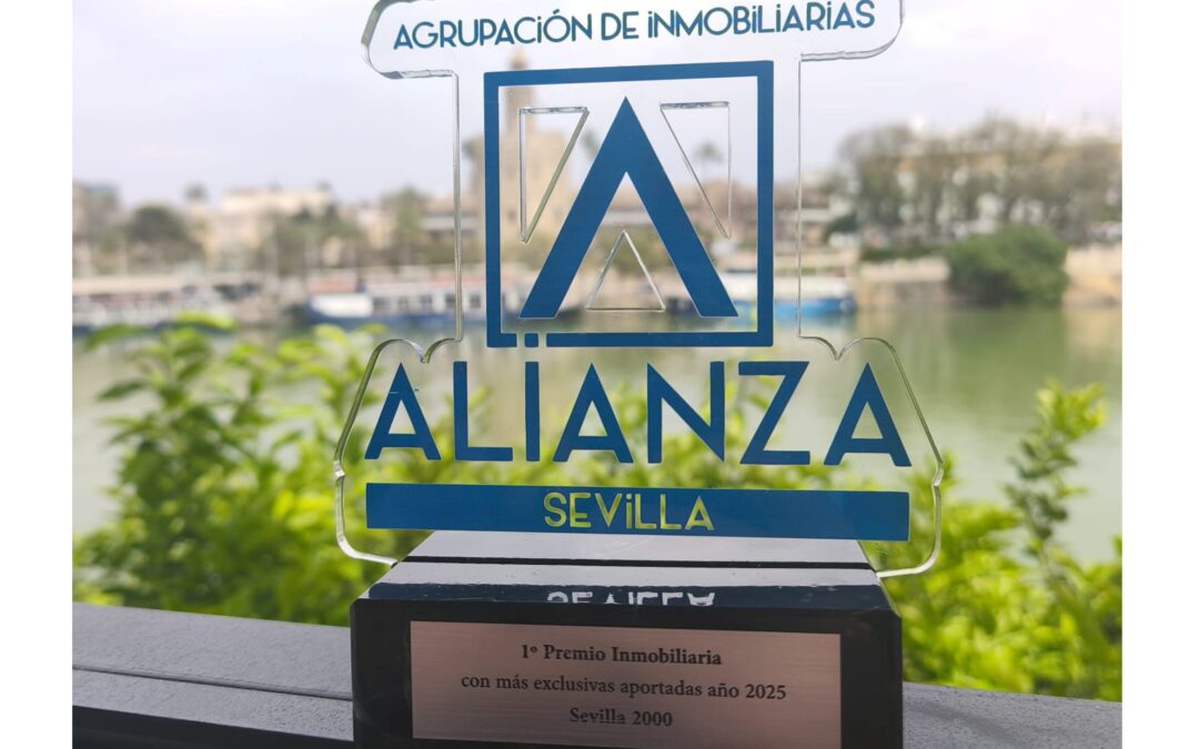 Primer Premio como la inmobiliaria con mayor número de exclusivas de Alianza Sevilla. 